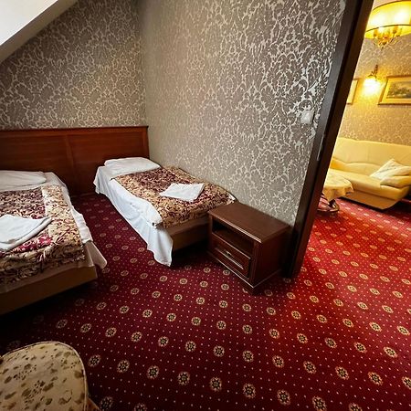 Hotelik Oranski Stronie Slaskie Bagian luar foto