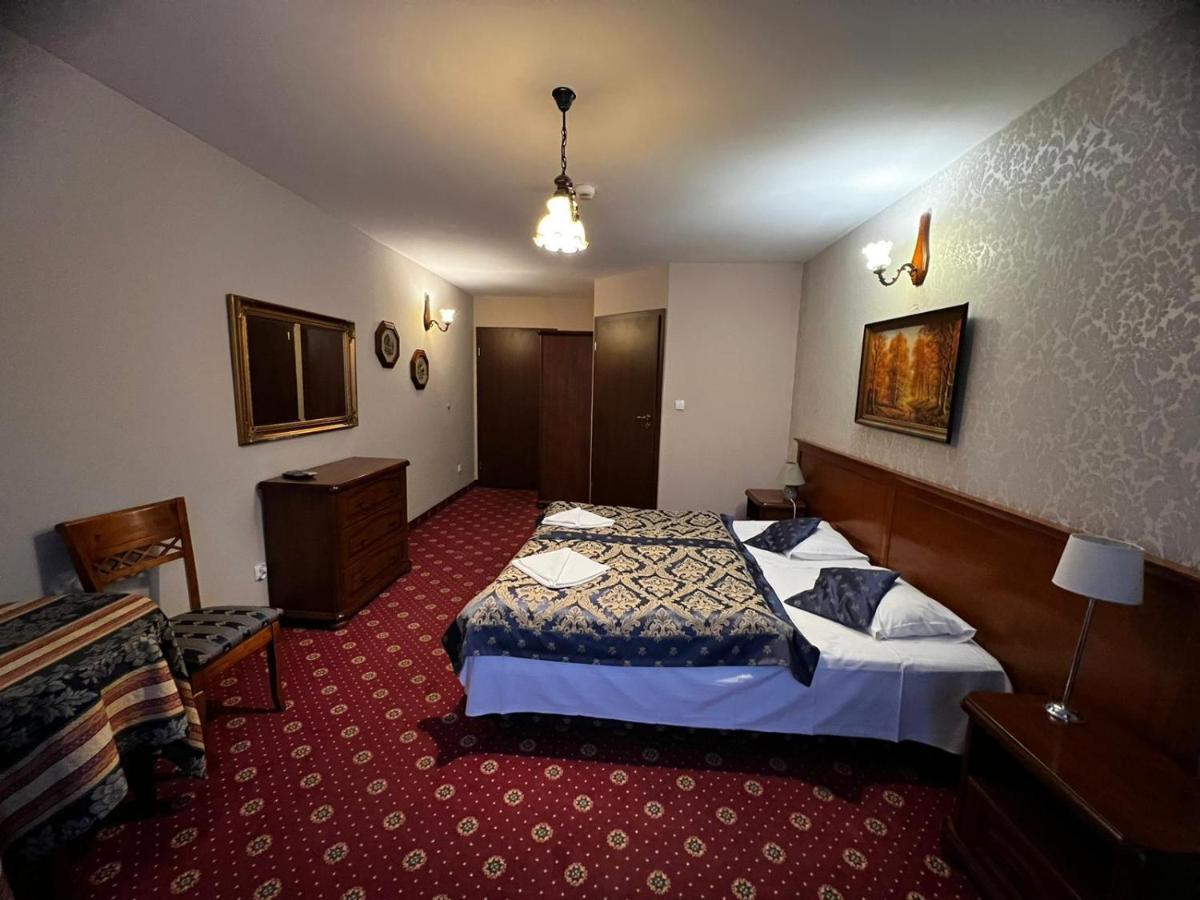 Hotelik Oranski Stronie Slaskie Bagian luar foto