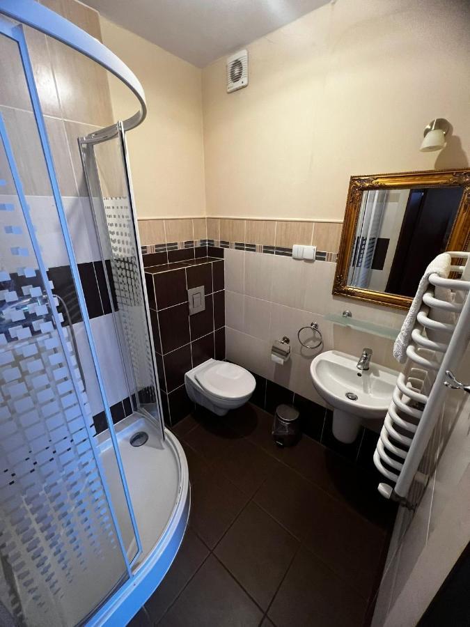 Hotelik Oranski Stronie Slaskie Bagian luar foto