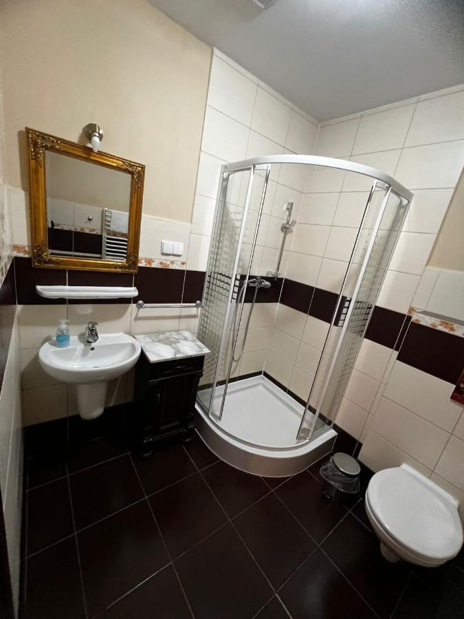 Hotelik Oranski Stronie Slaskie Bagian luar foto