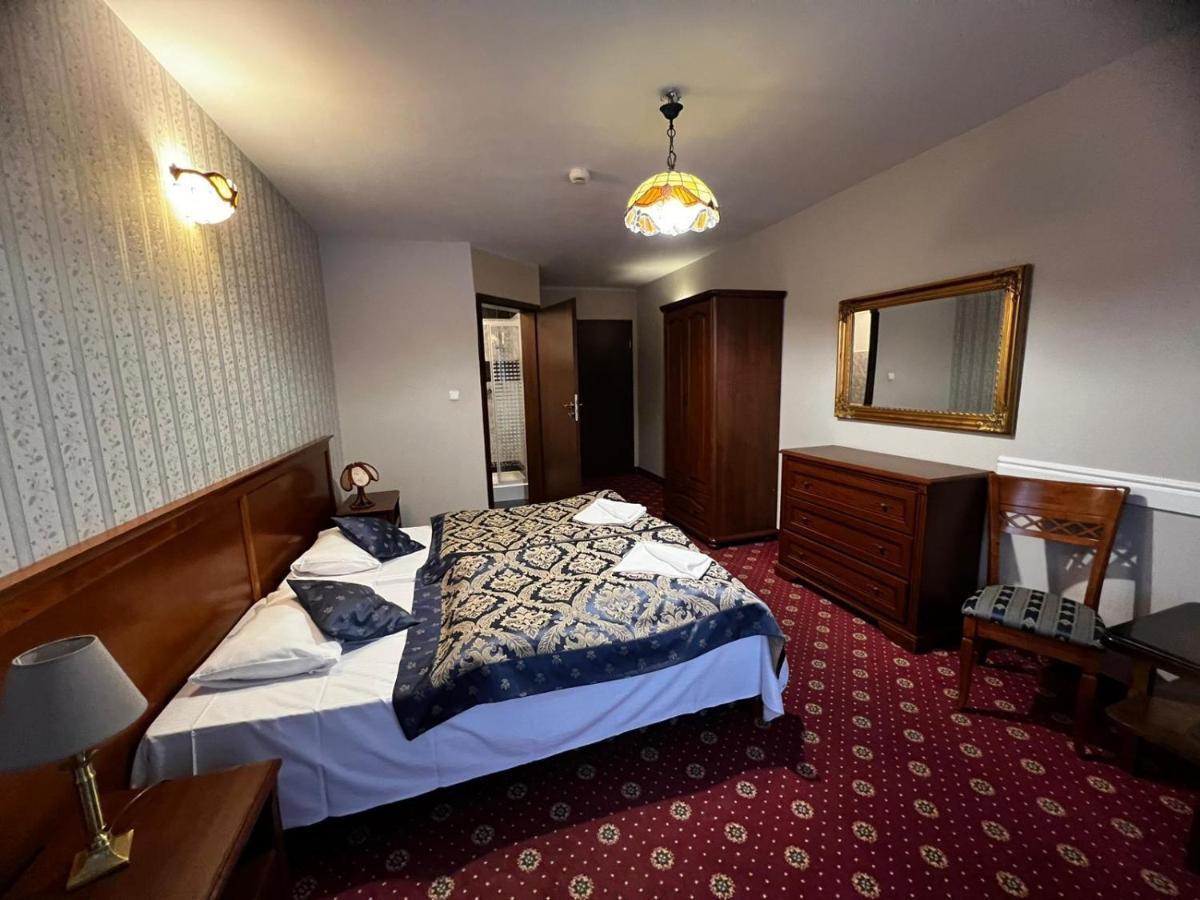 Hotelik Oranski Stronie Slaskie Bagian luar foto
