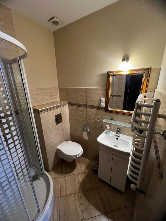 Hotelik Oranski Stronie Slaskie Bagian luar foto