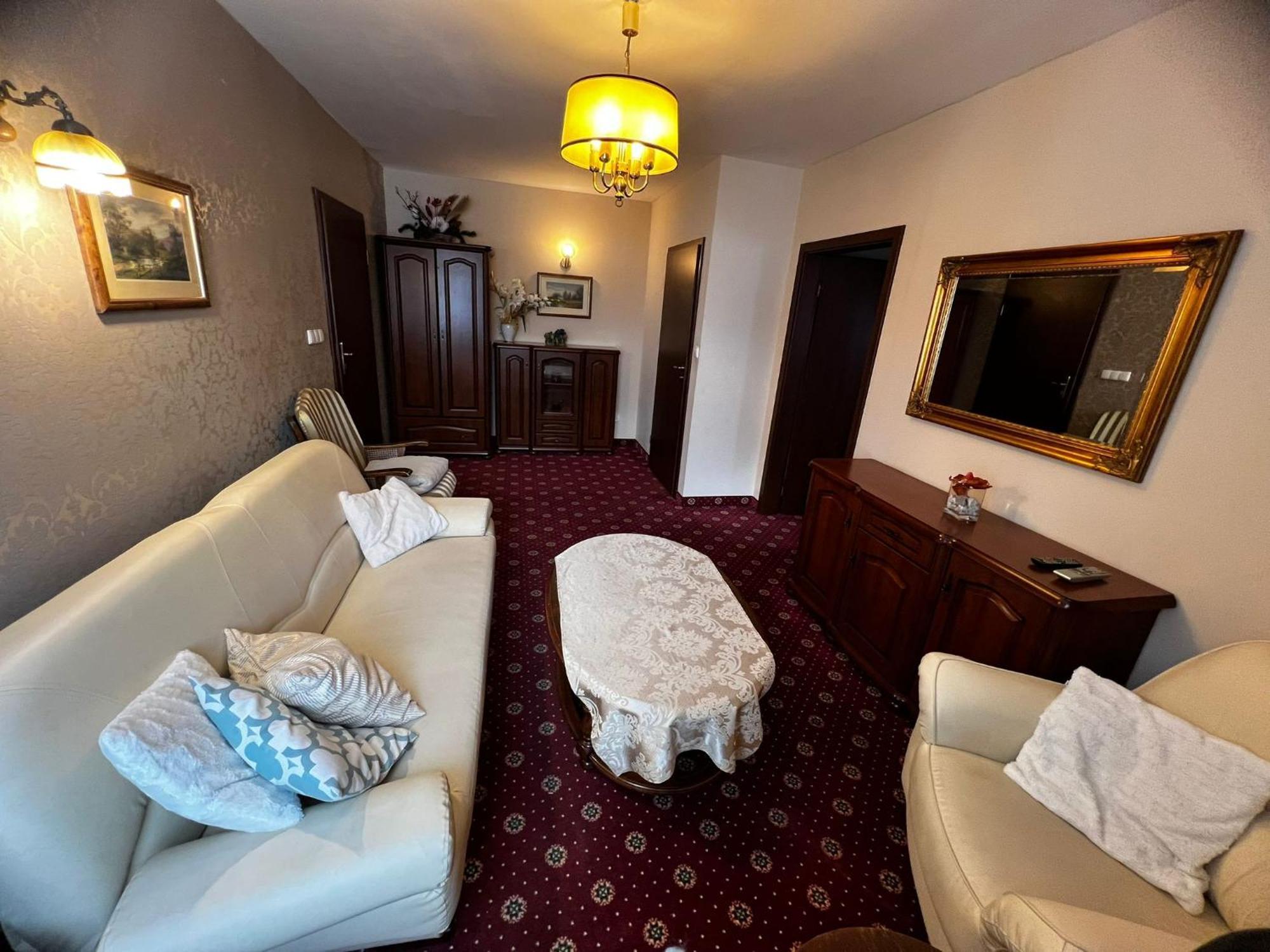 Hotelik Oranski Stronie Slaskie Bagian luar foto