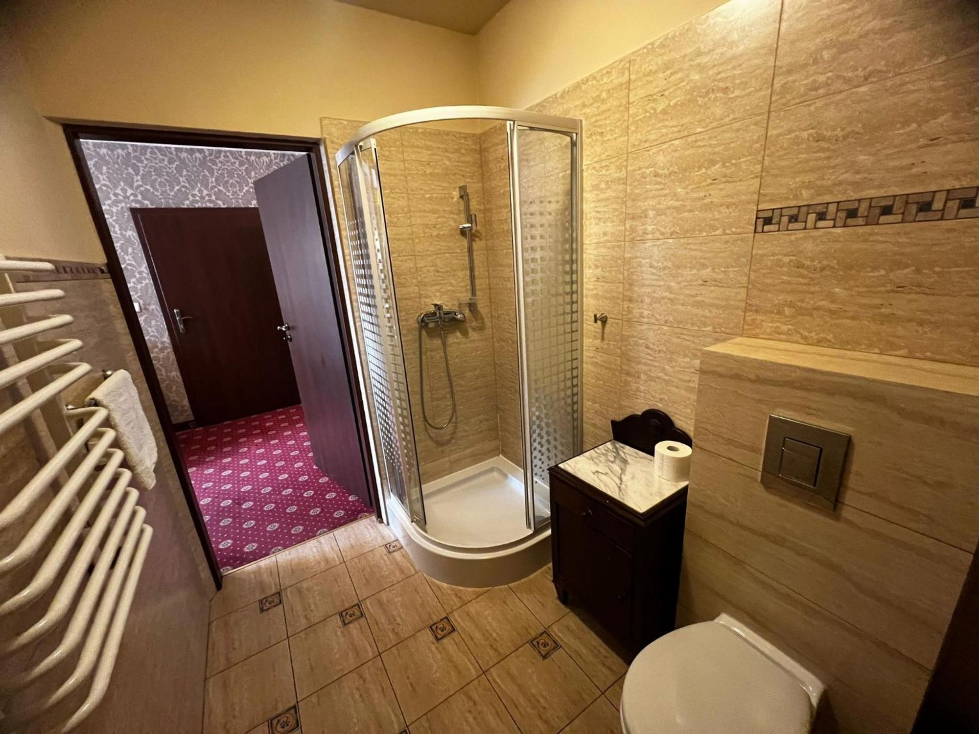 Hotelik Oranski Stronie Slaskie Bagian luar foto